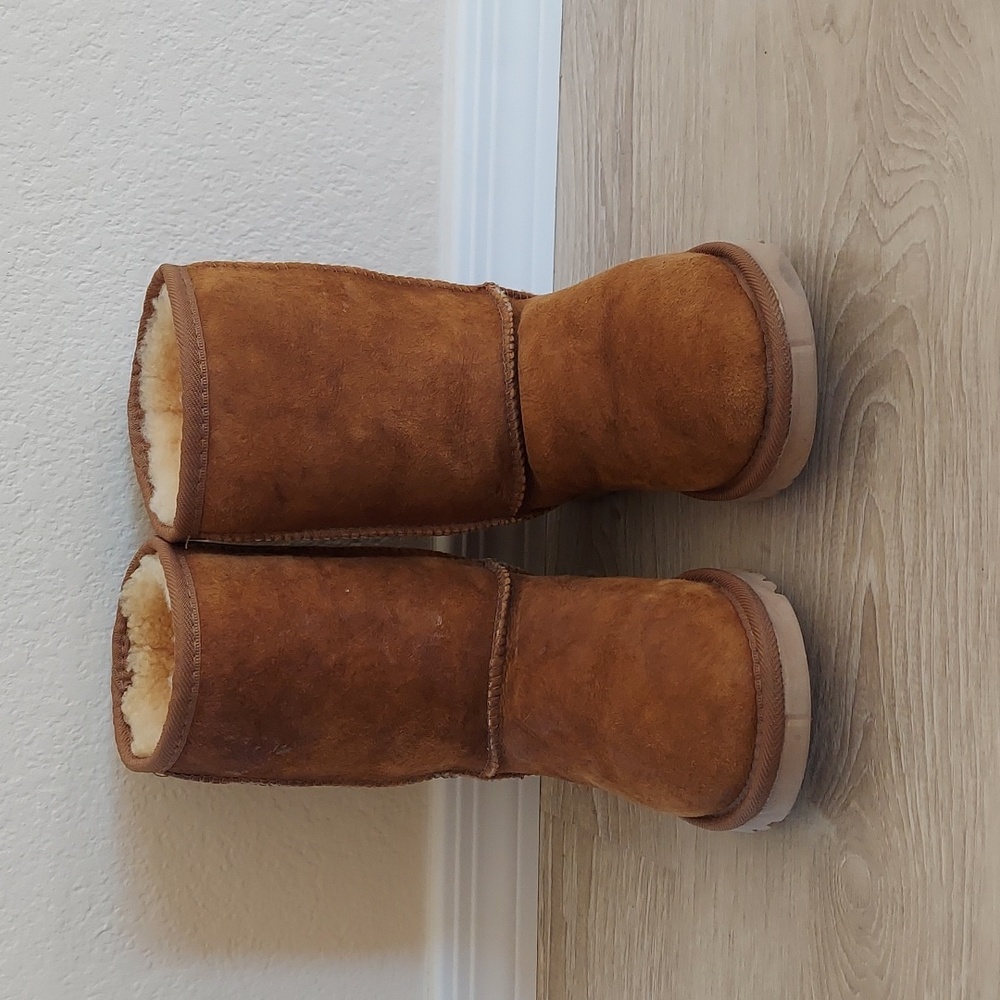 Ugg Boots - Vintage 6
